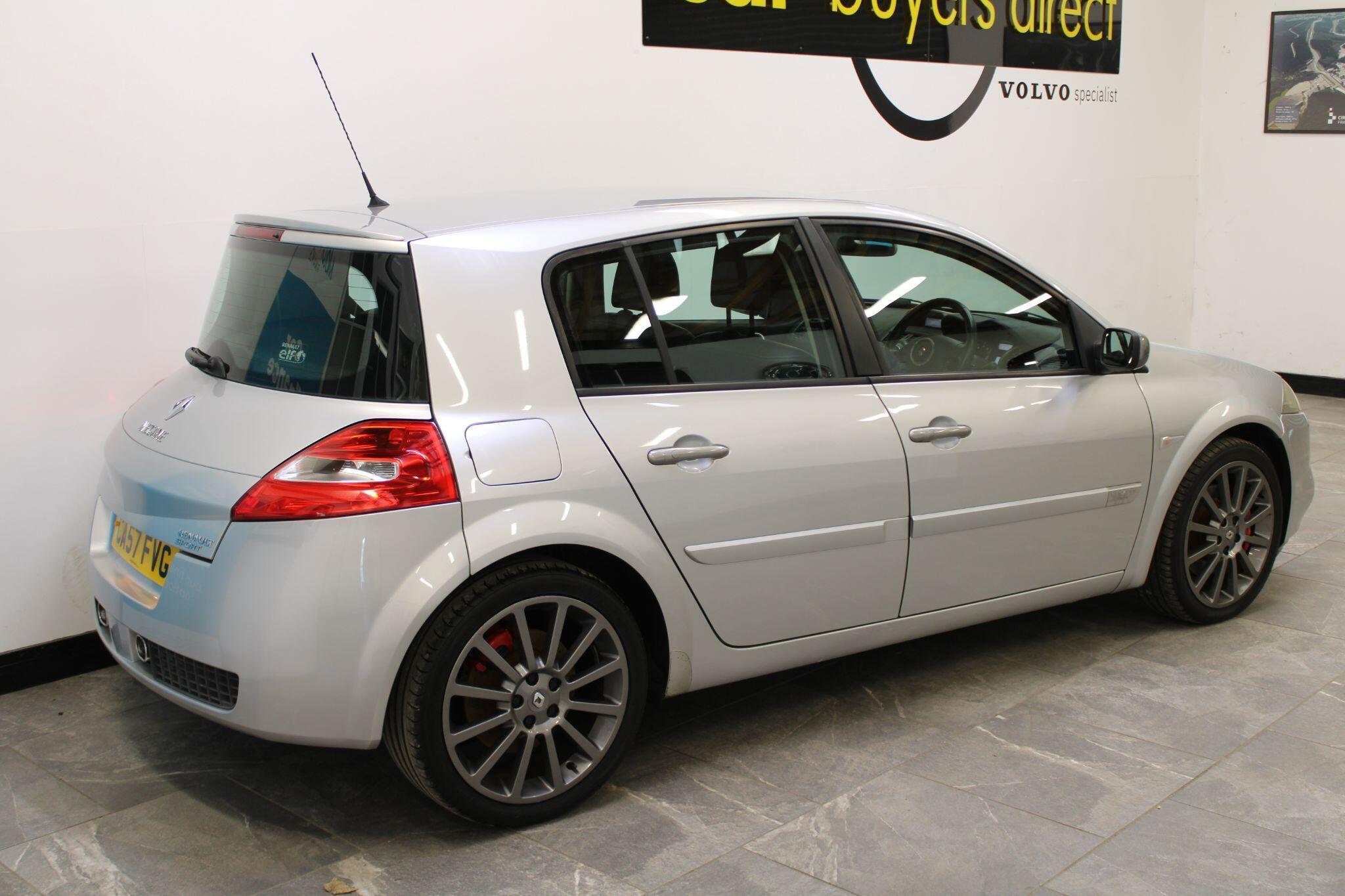 Renault Megane - Image 4