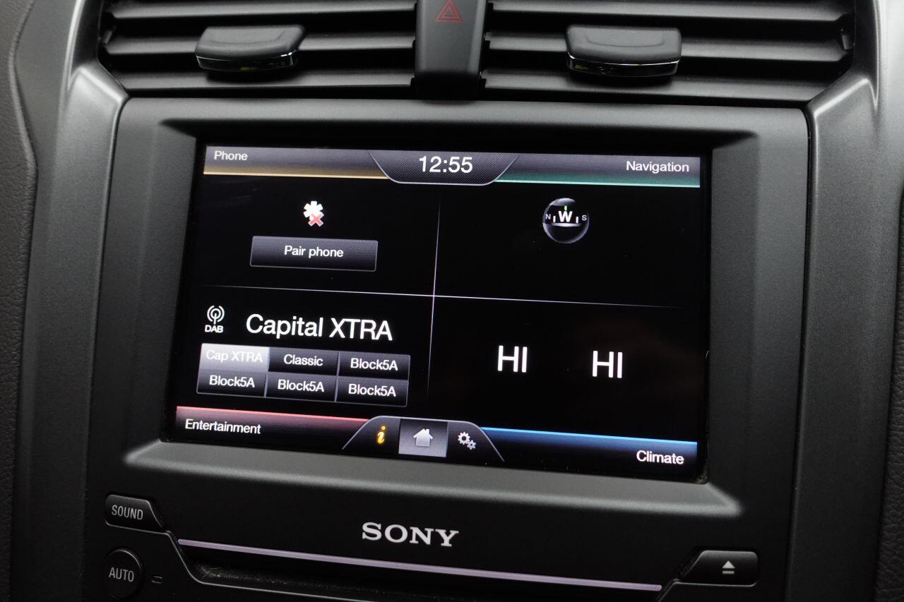 Ford Mondeo - Image 21