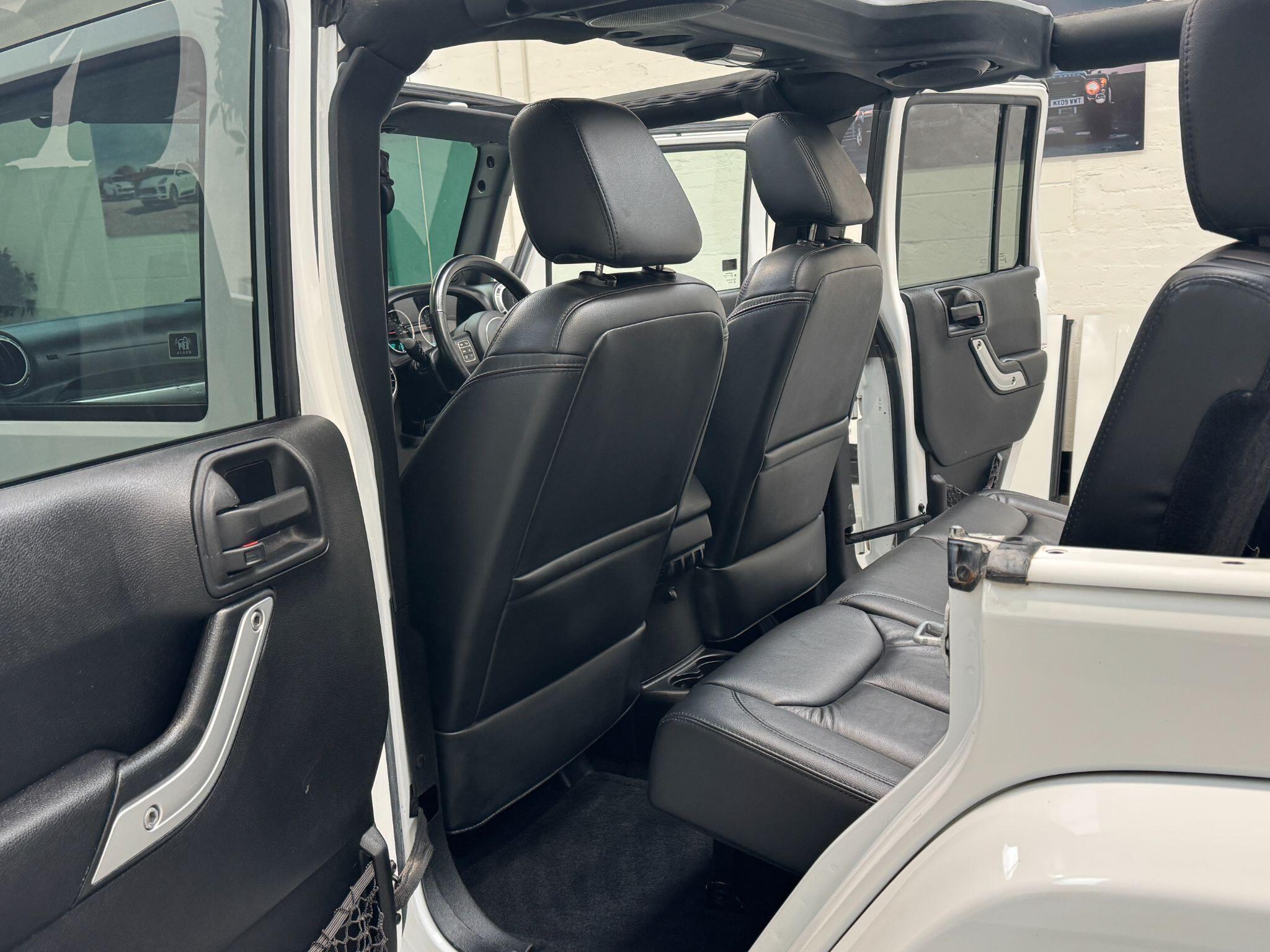 Jeep Wrangler - Image 93