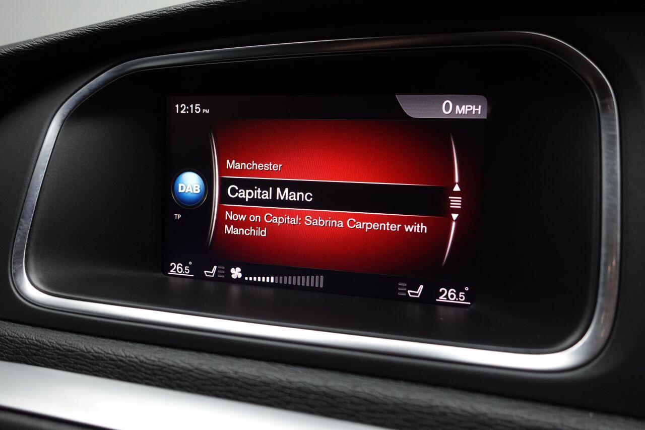 Volvo V40 - Image 23