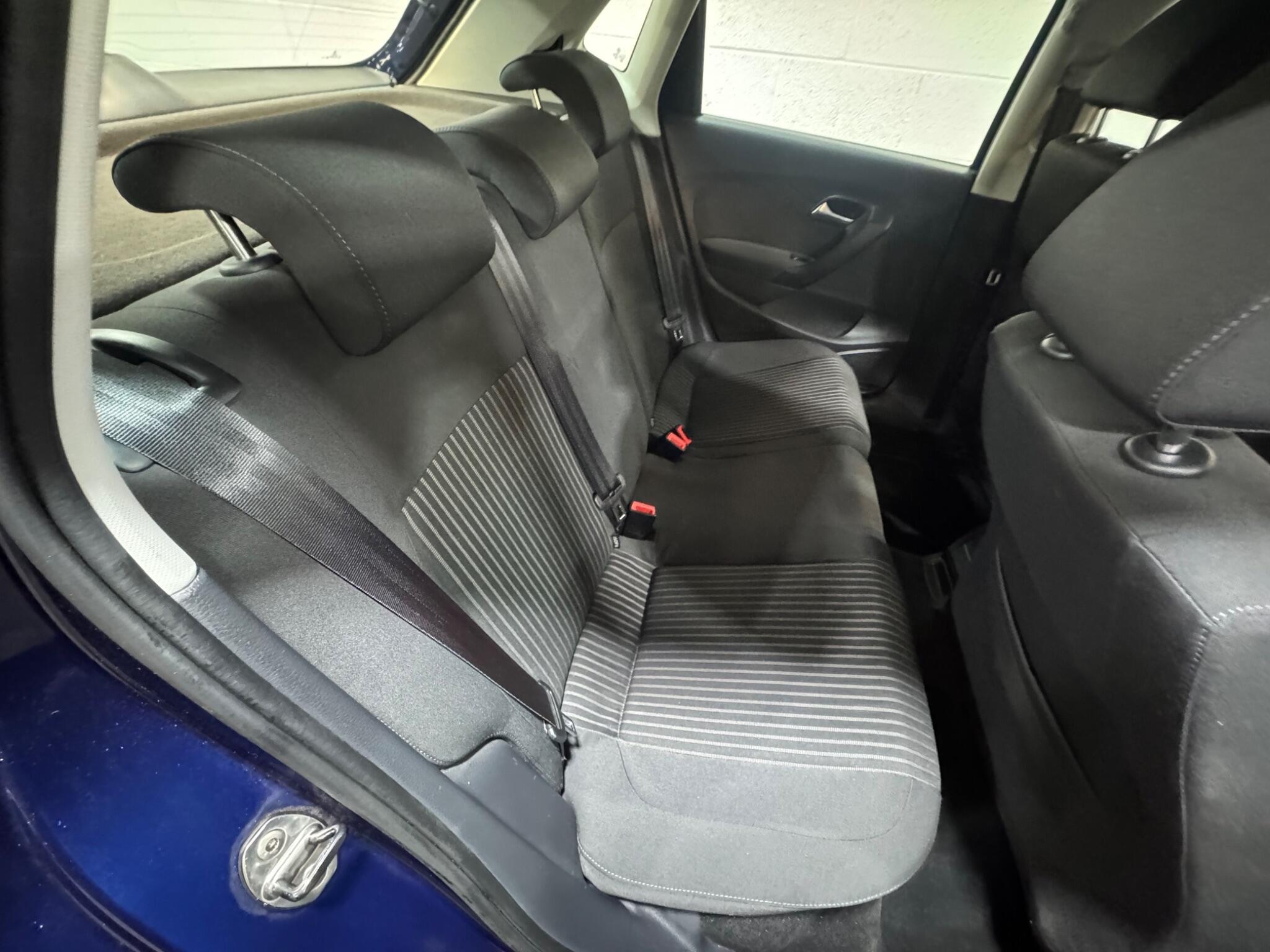 Volkswagen Polo - Image 12