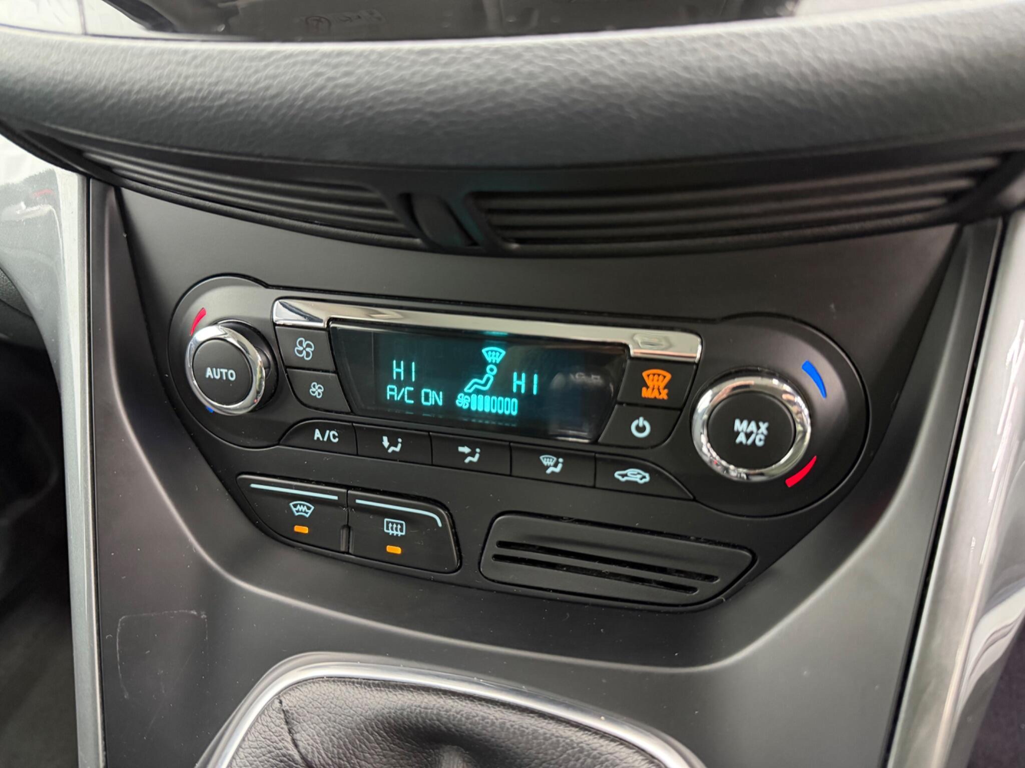 Ford C-MAX - Image 16