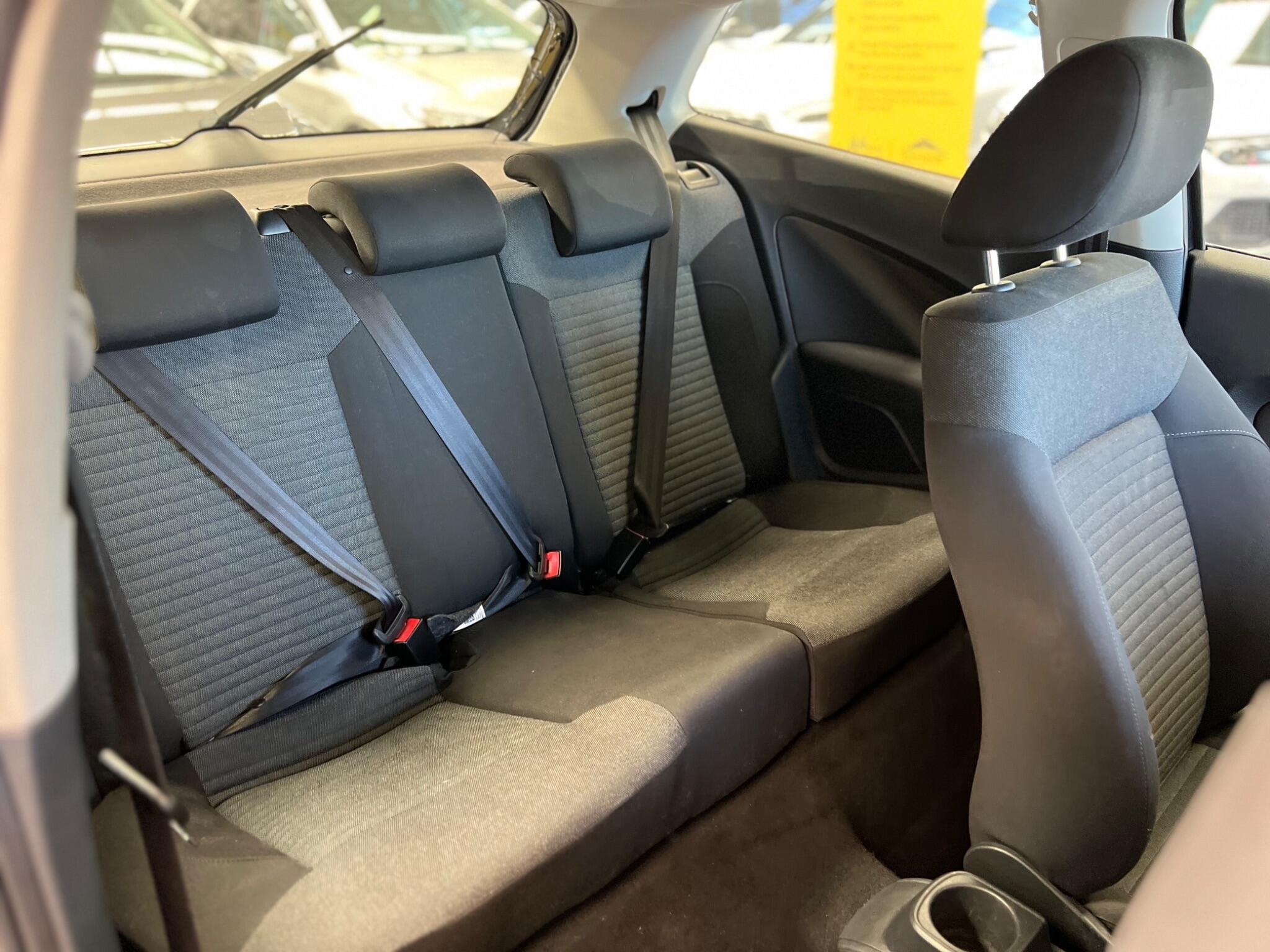 Volkswagen Polo - Image 23