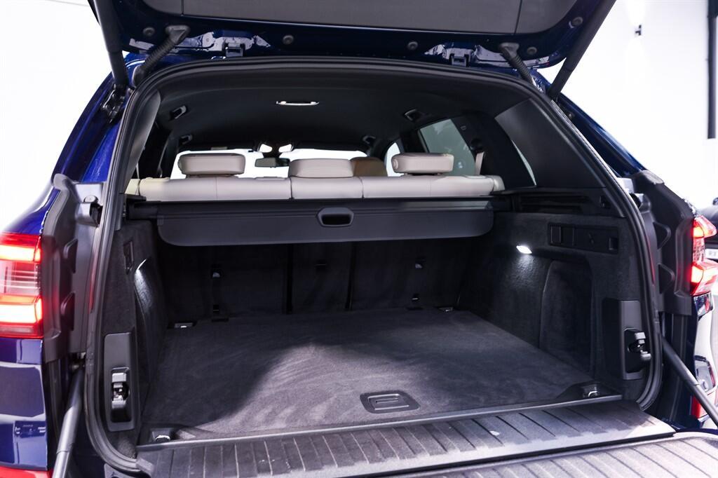 BMW X5 - Image 27