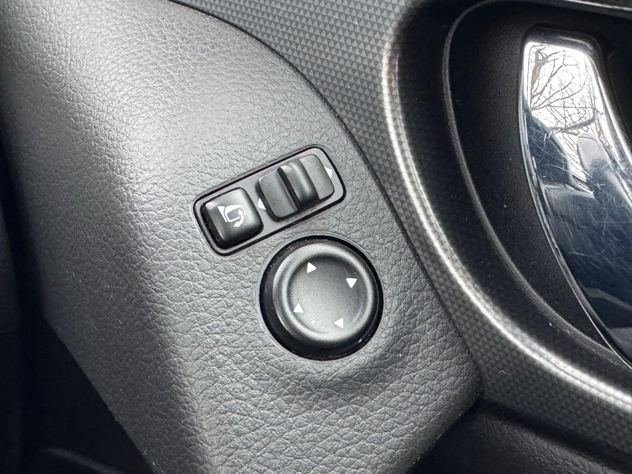 Nissan Qashqai - Image 37