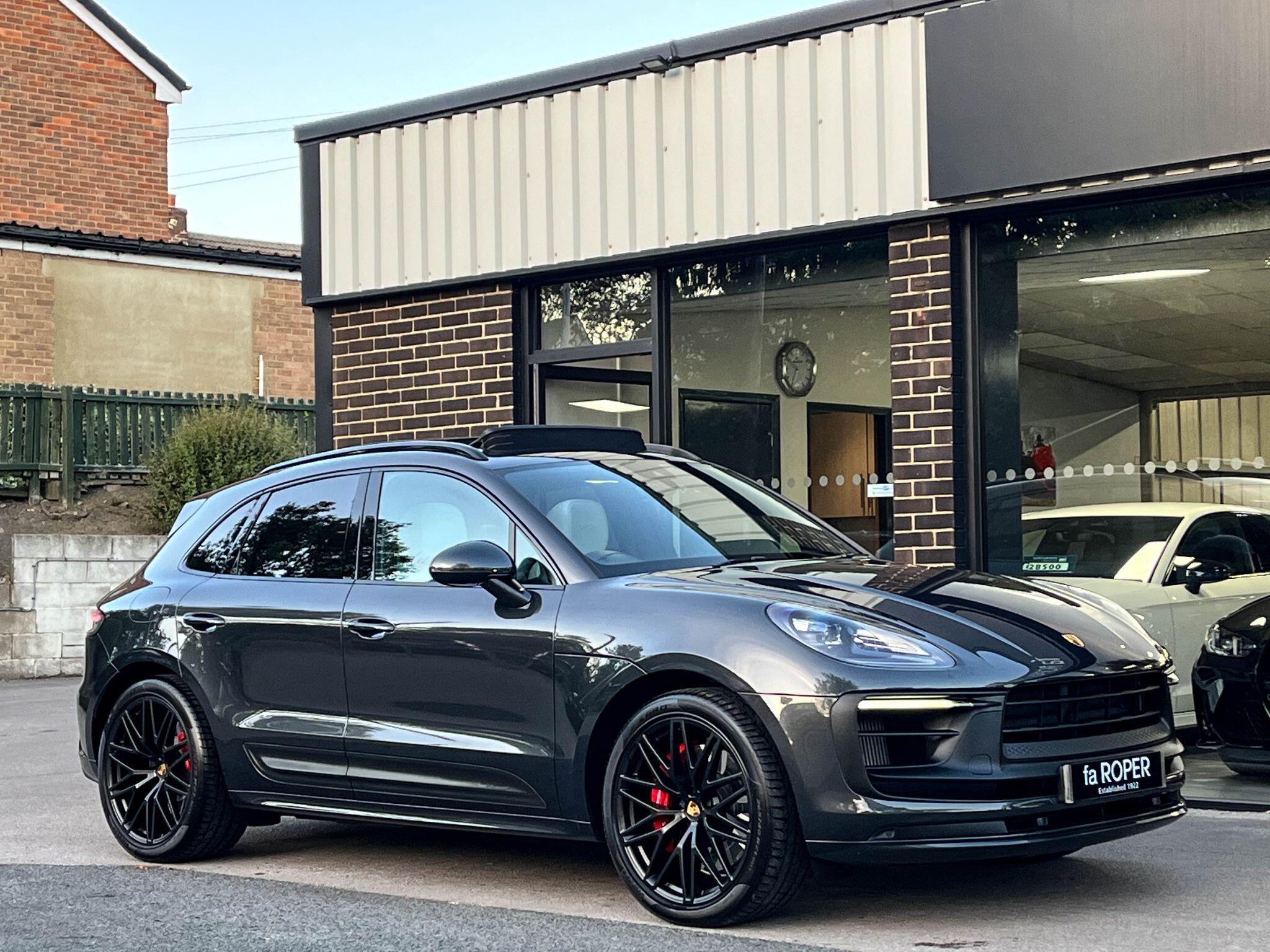 Porsche Macan - Image 20