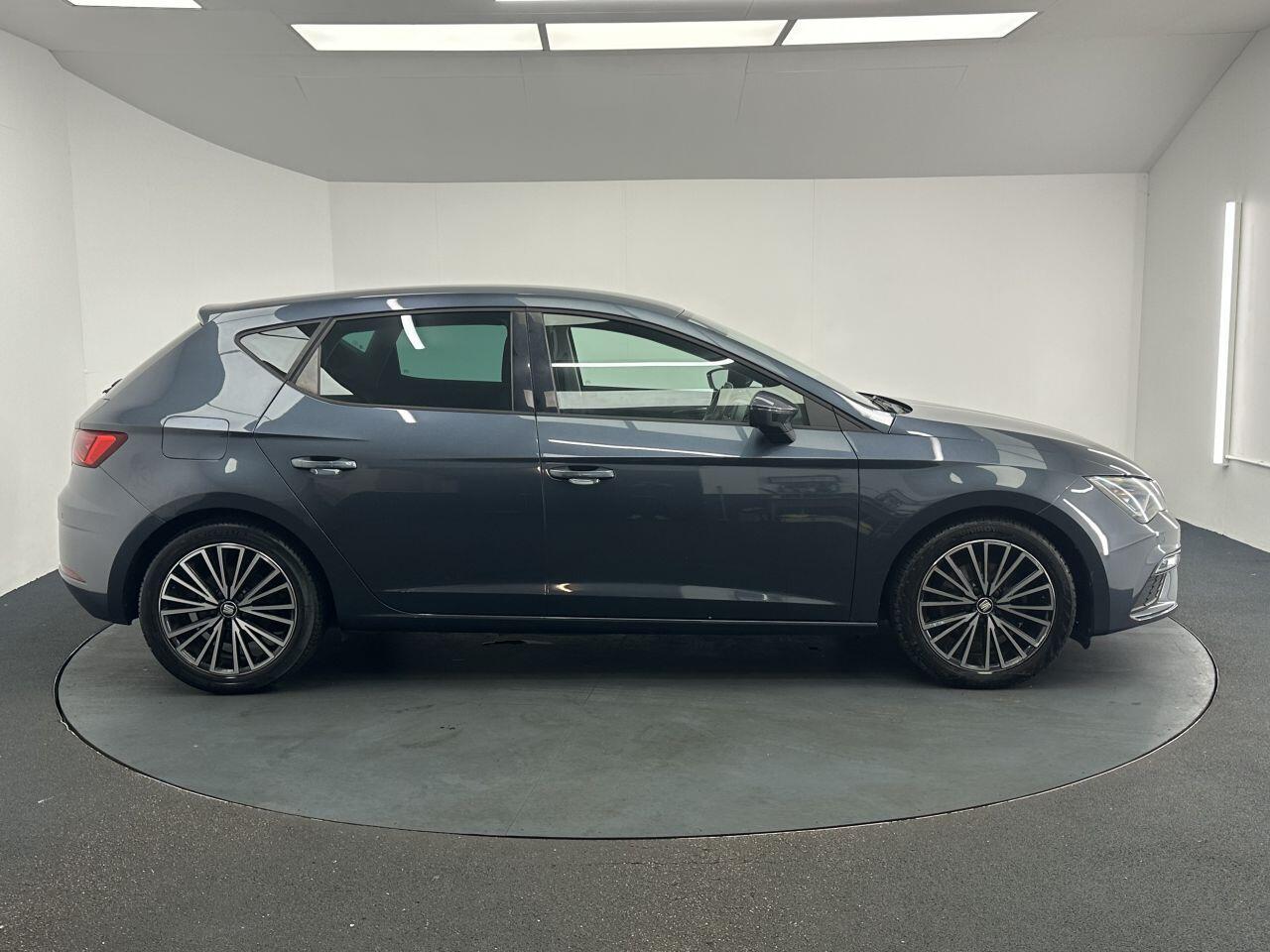 SEAT Leon - Image 11