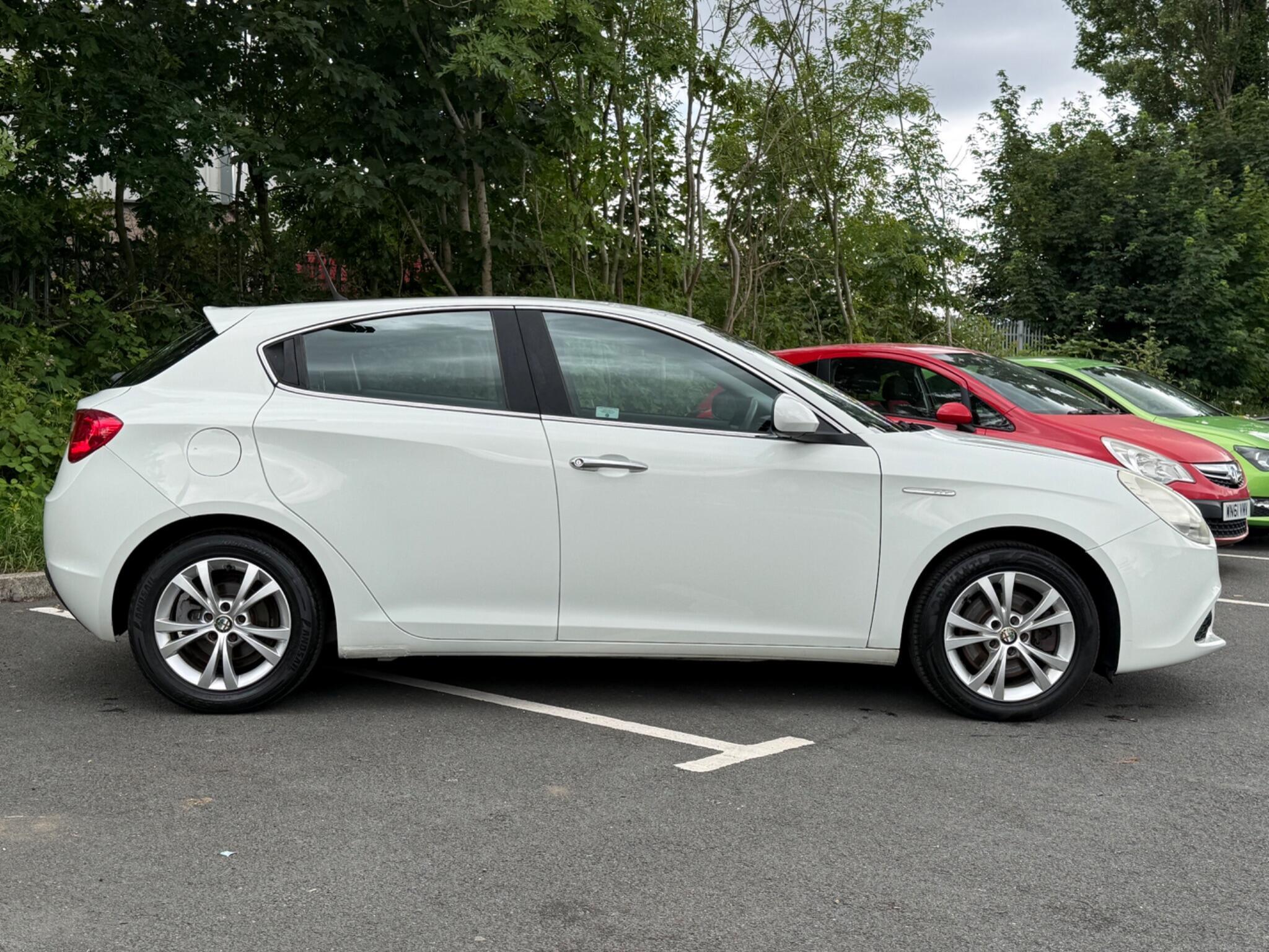Alfa Romeo Giulietta - Image 8