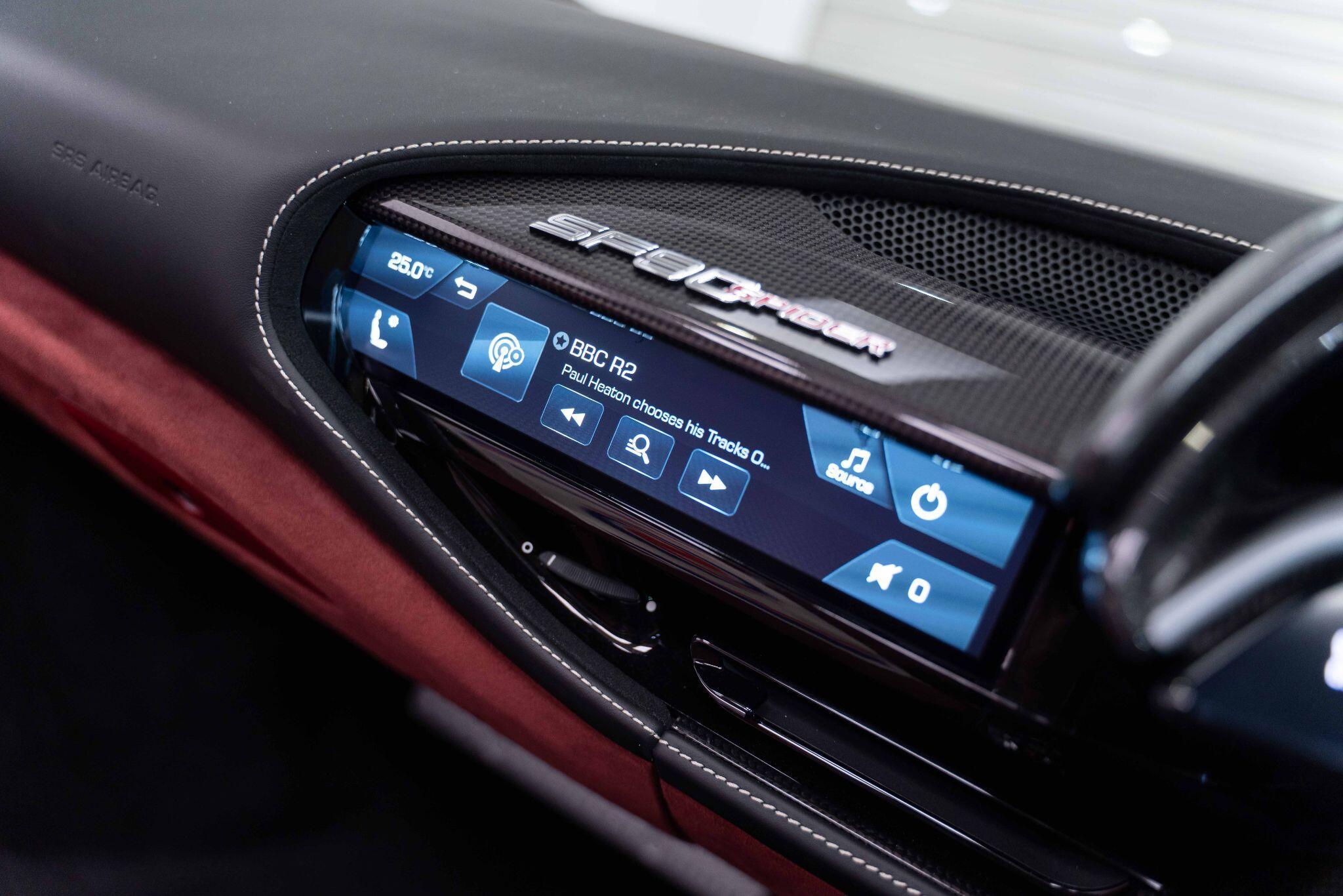 Ferrari SF90 Spider - Image 51