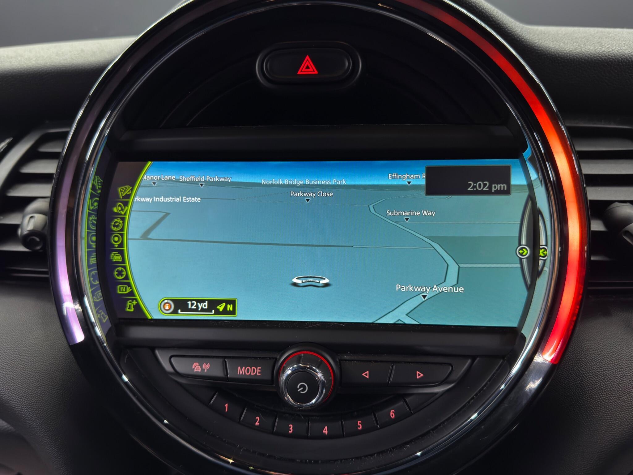 MINI Hatch - Image 26