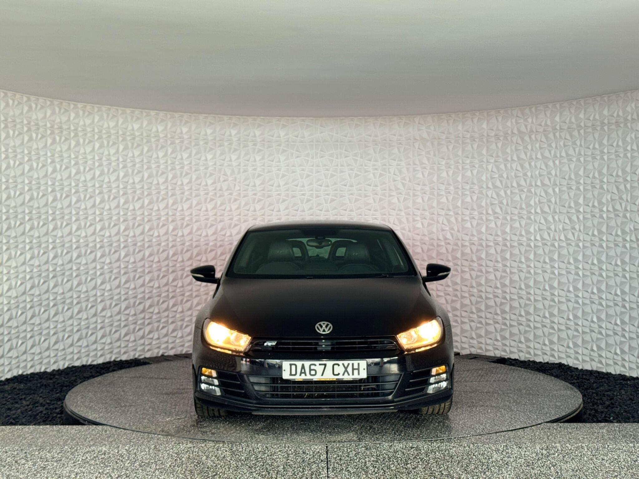 Volkswagen Scirocco - Image 4