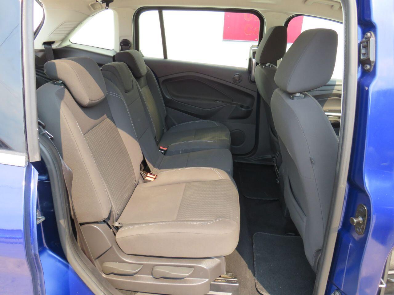 Ford Grand C-MAX - Image 8
