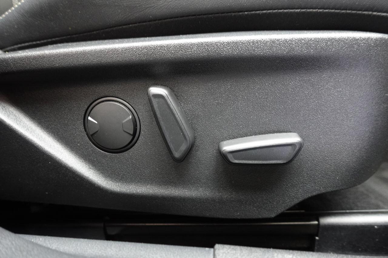 Ford Focus - Image 20