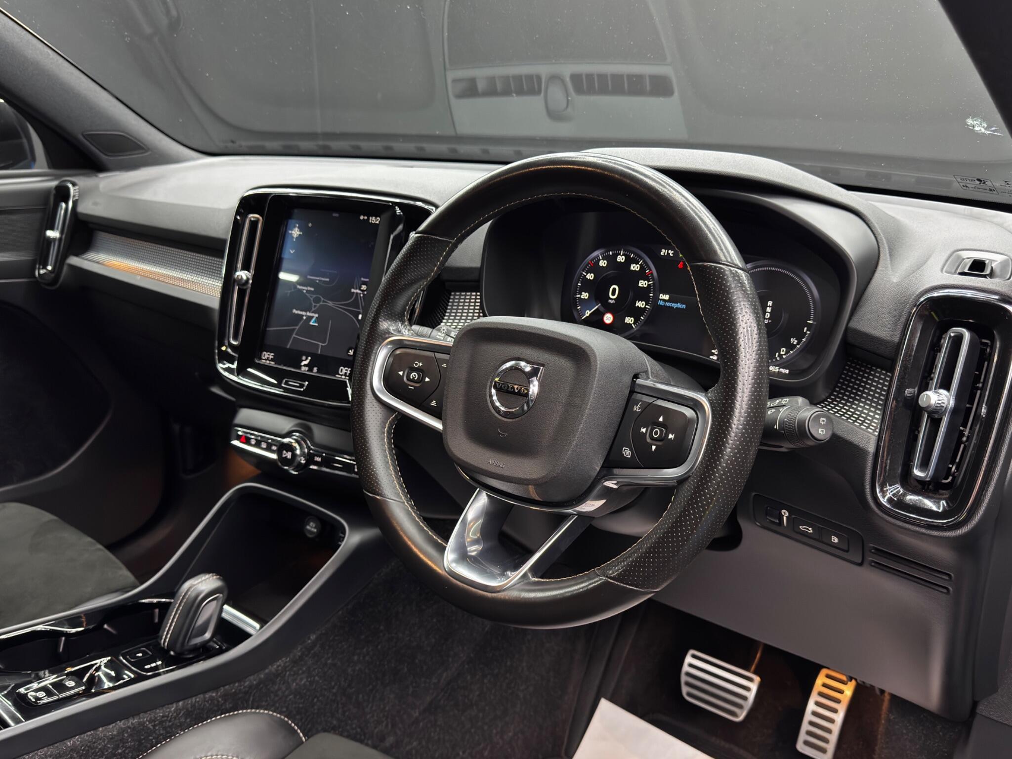 Volvo XC40 - Image 9