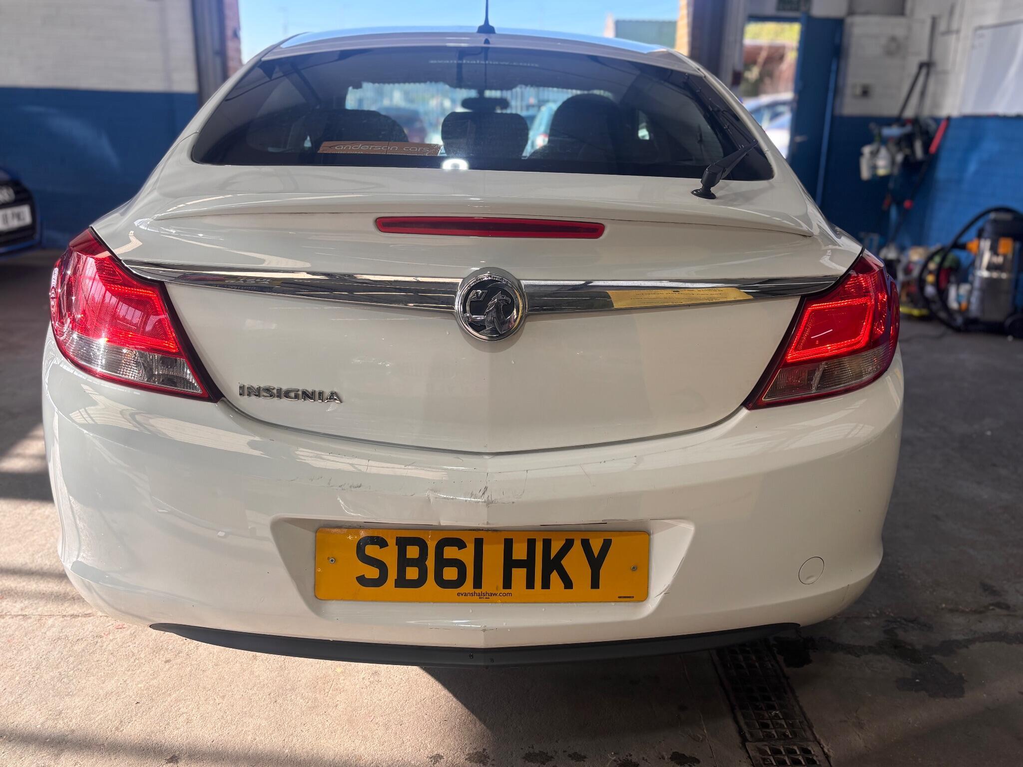 Vauxhall Insignia - Image 9