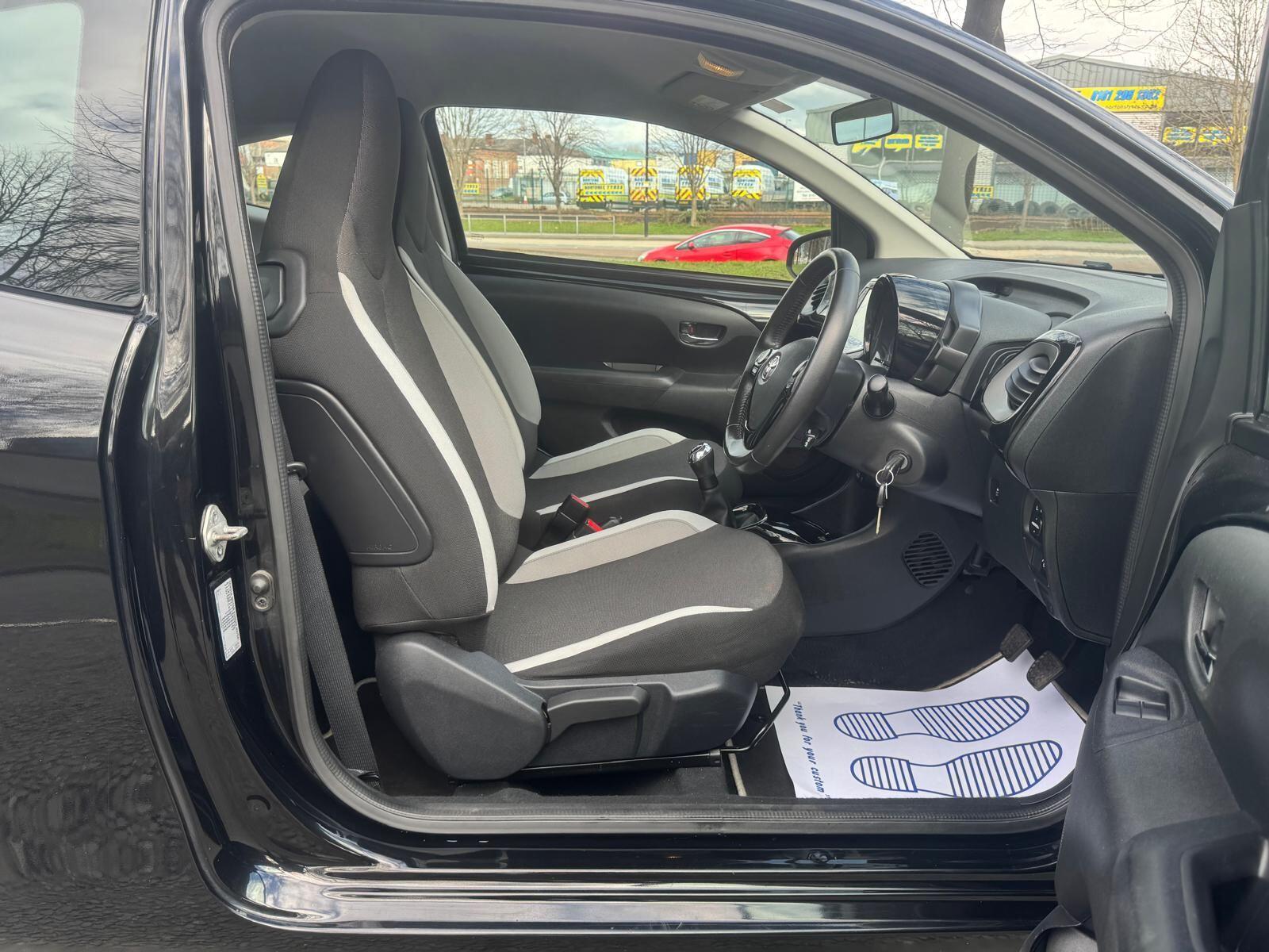 Toyota Aygo - Image 17