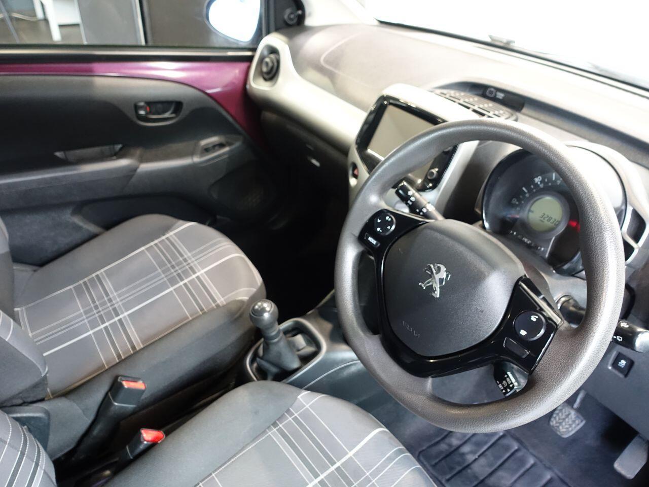 Peugeot 108 - Image 2