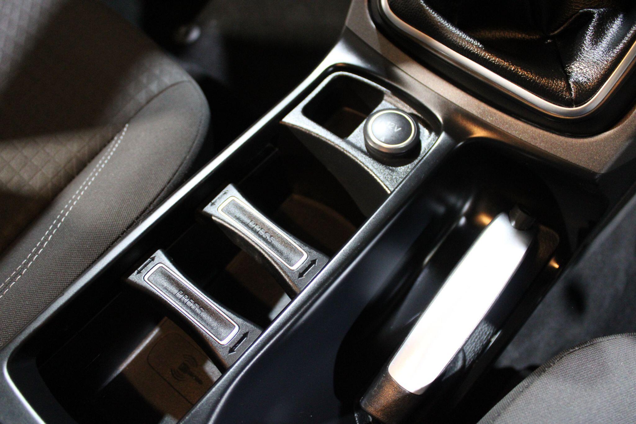 Ford C-MAX - Image 25