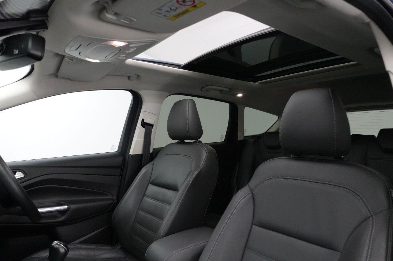 Ford Kuga - Image 15