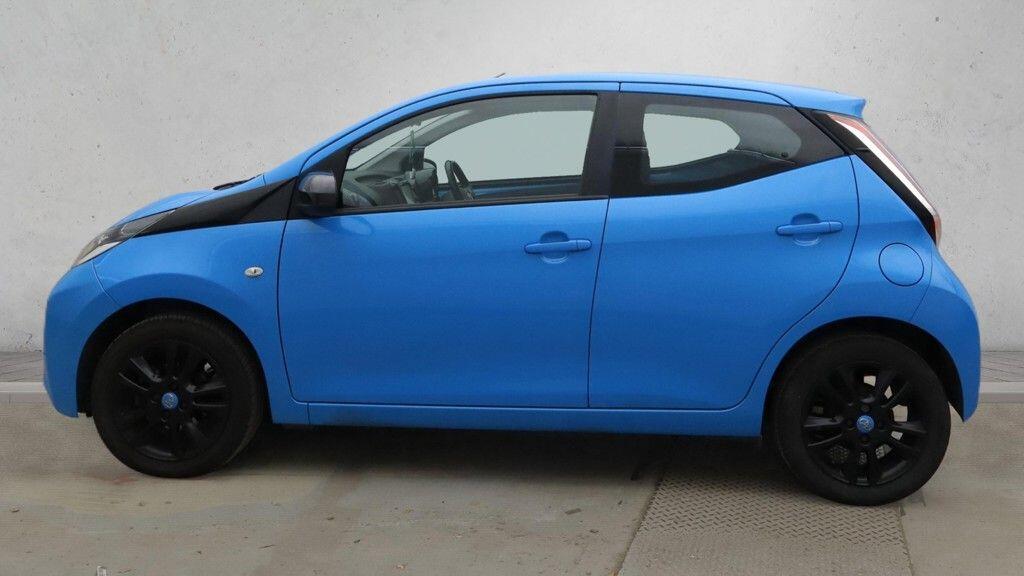 Toyota Aygo - Image 7