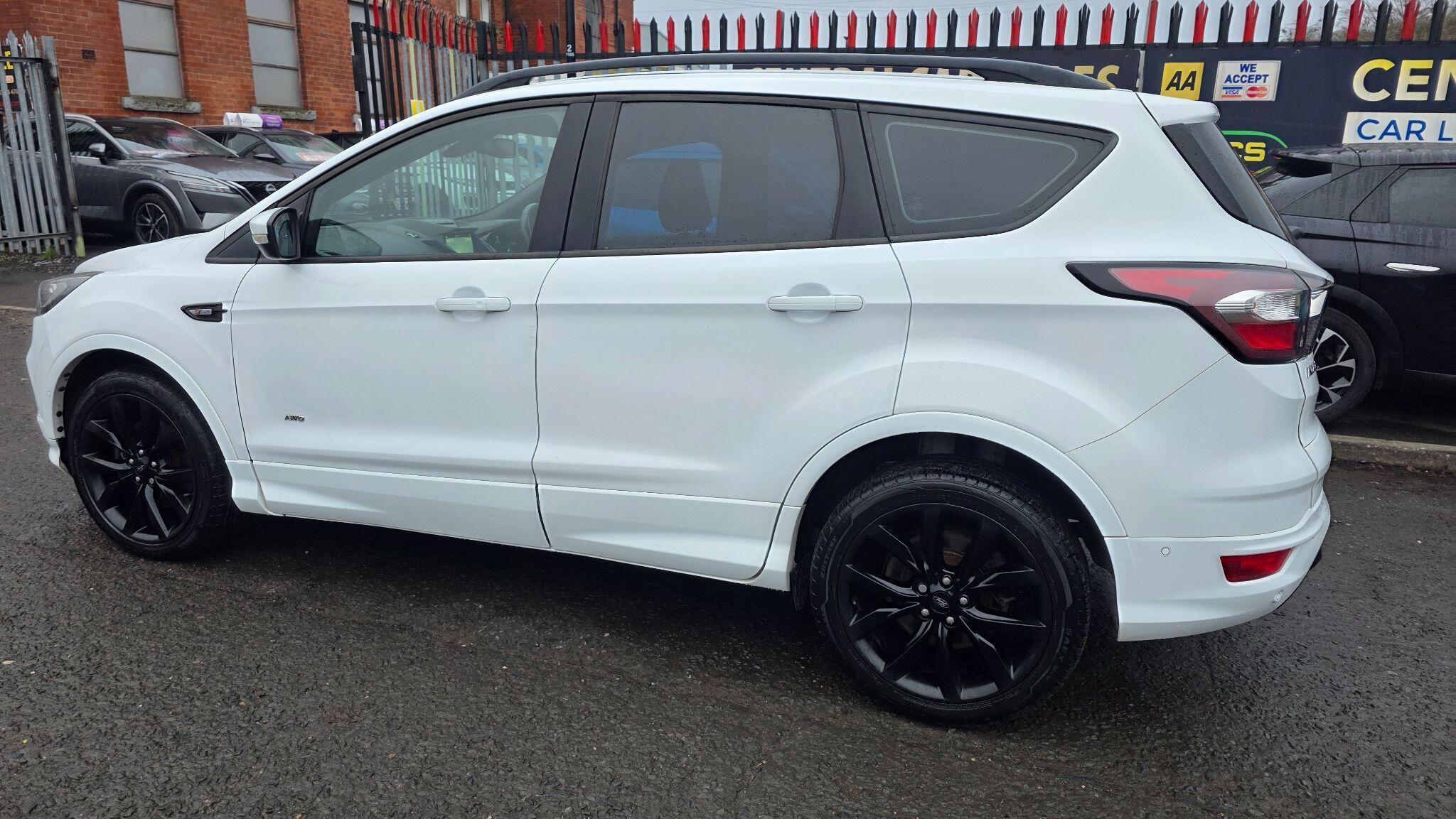 Ford Kuga - Image 14
