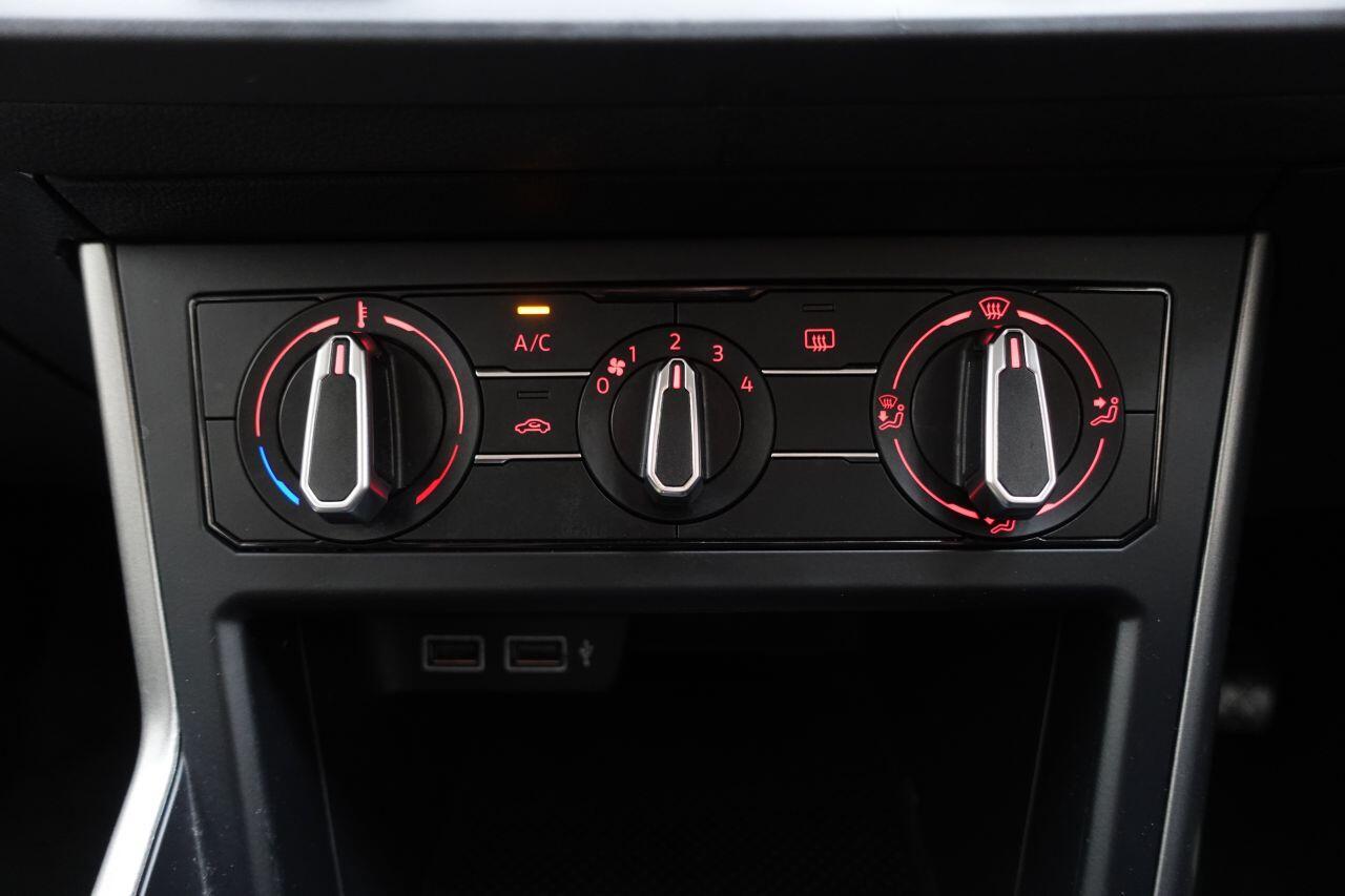 Volkswagen Polo - Image 33