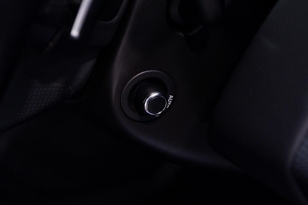 Land Rover RANGE ROVER SPORT - Image 32