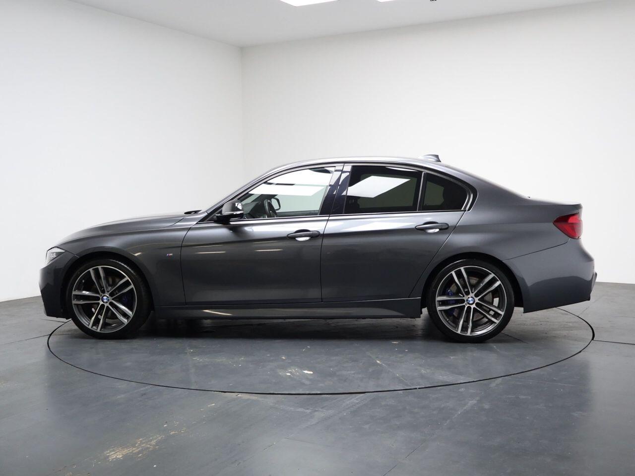 BMW 3 Series - Image 8