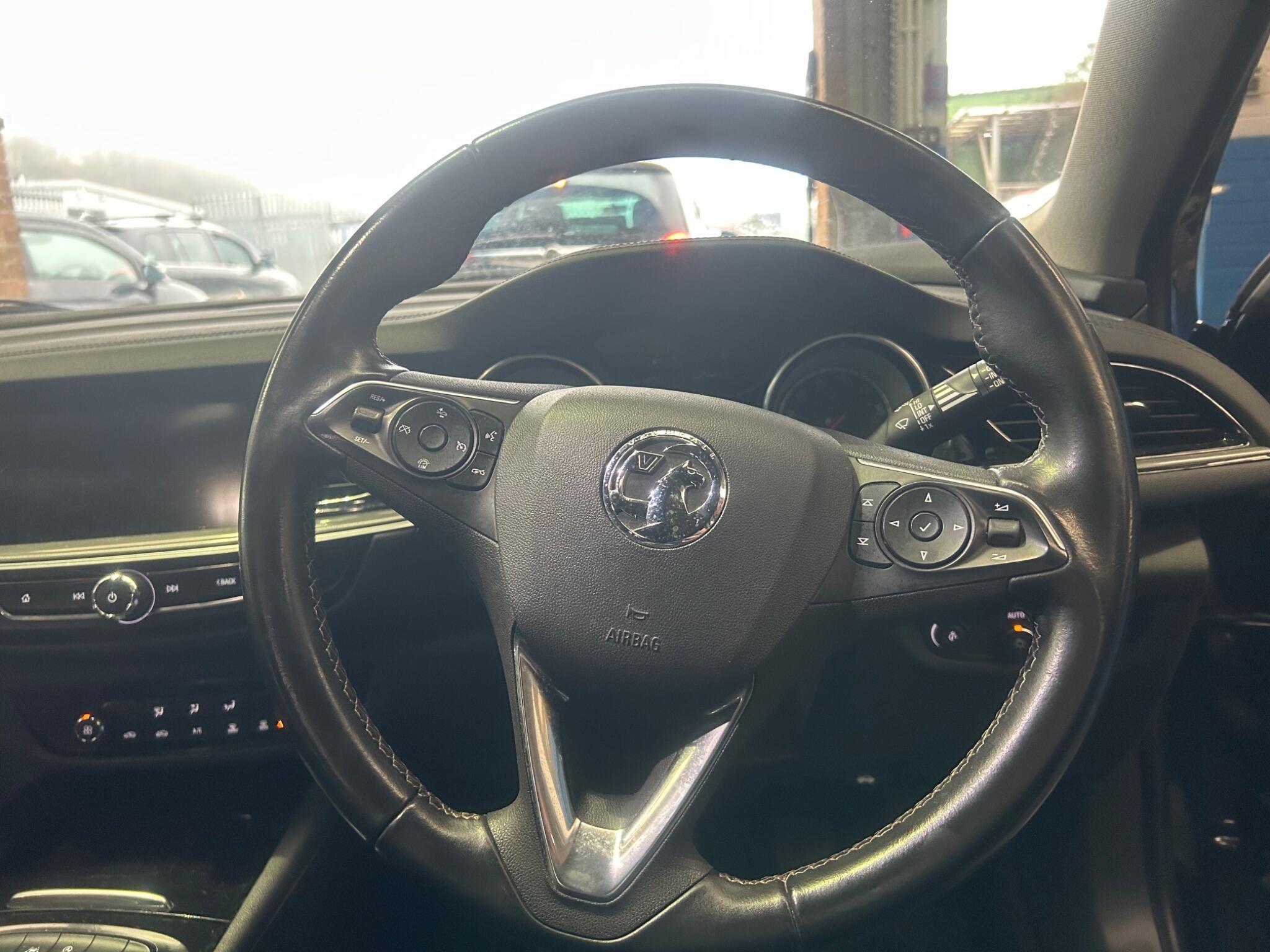 Vauxhall Insignia - Image 11