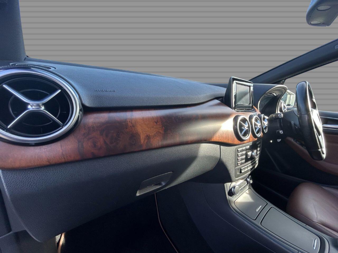 Mercedes B-Class - Image 16