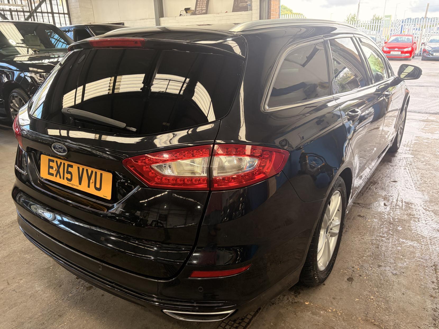 Ford Mondeo - Image 7