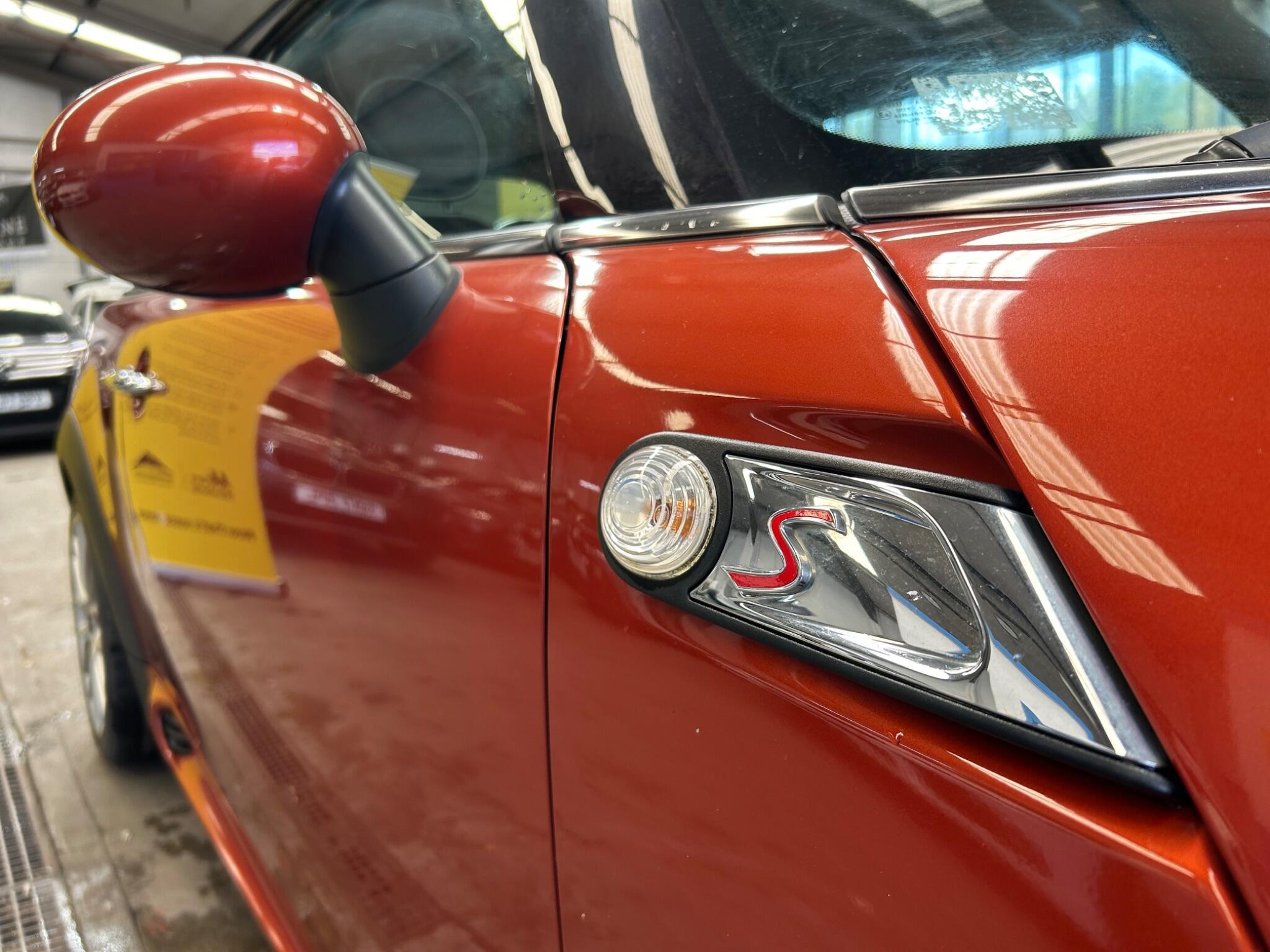 MINI Convertible - Image 26