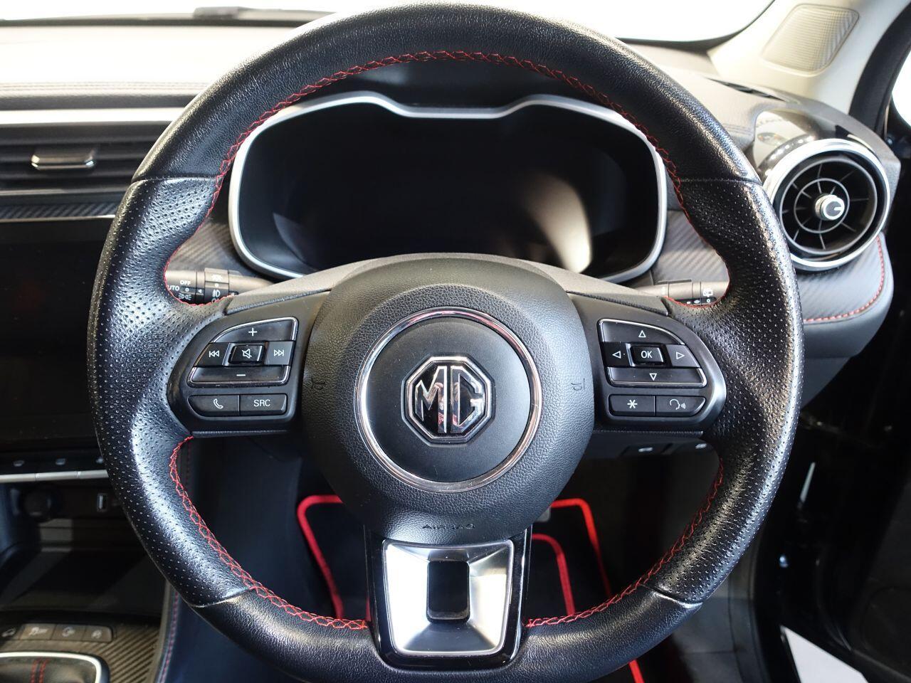 MG MG ZS - Image 19
