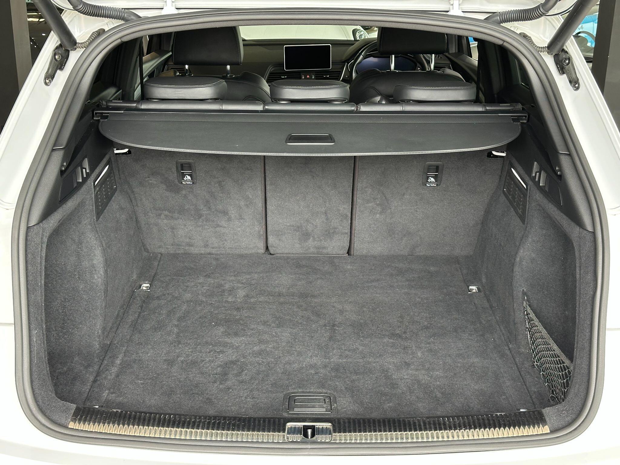 Audi Q5 - Image 25