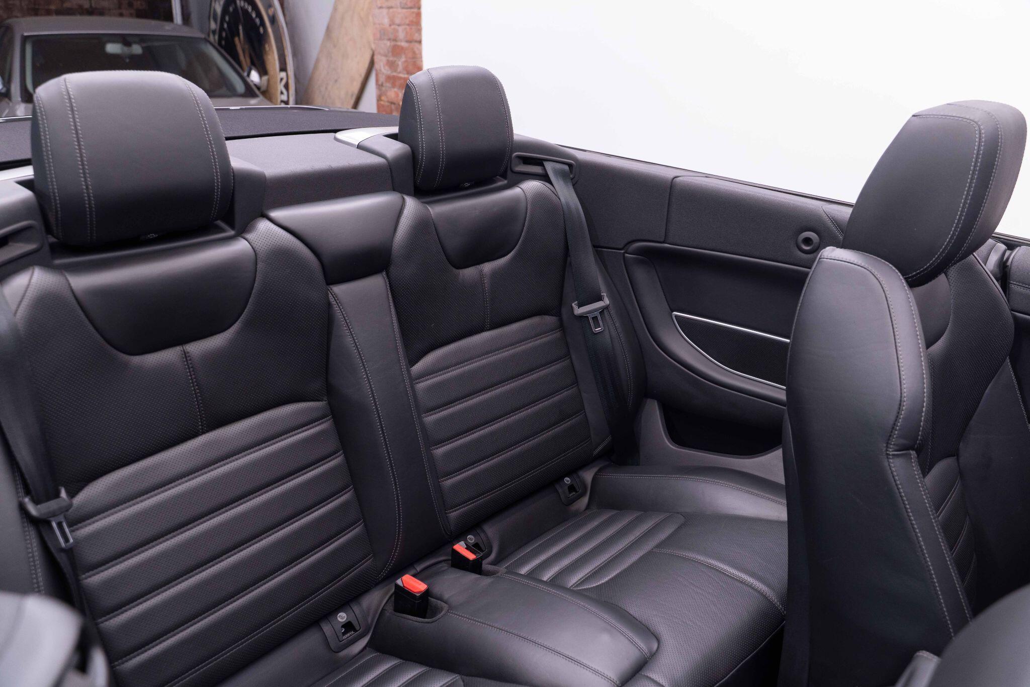 Land Rover Range Rover Evoque - Image 17