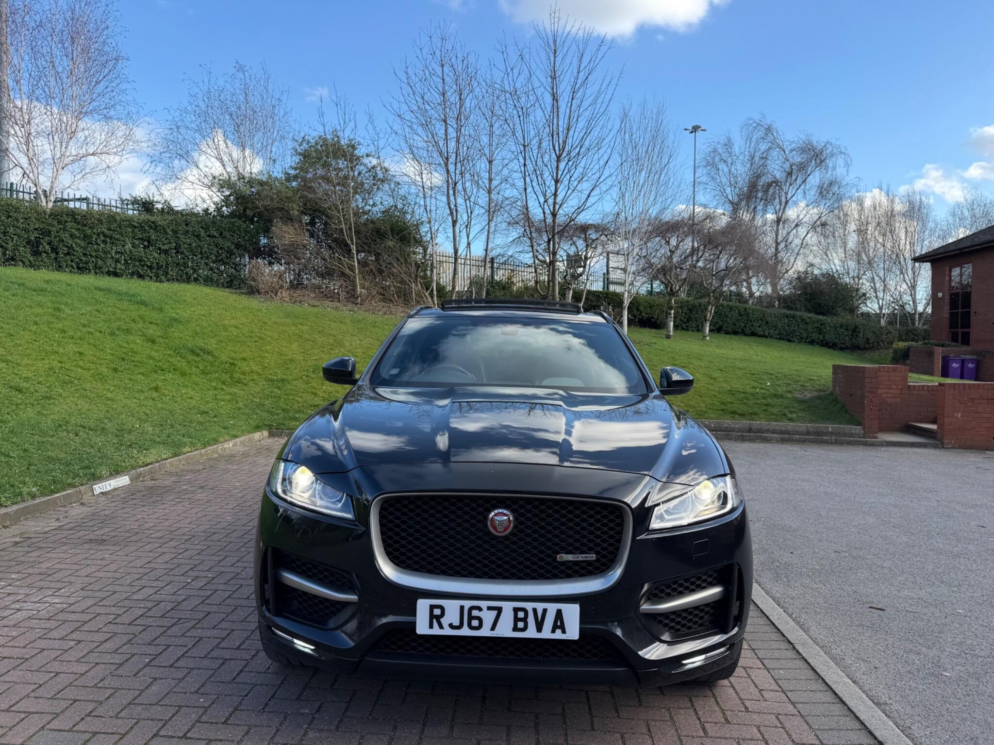 Jaguar F-Pace - Image 13