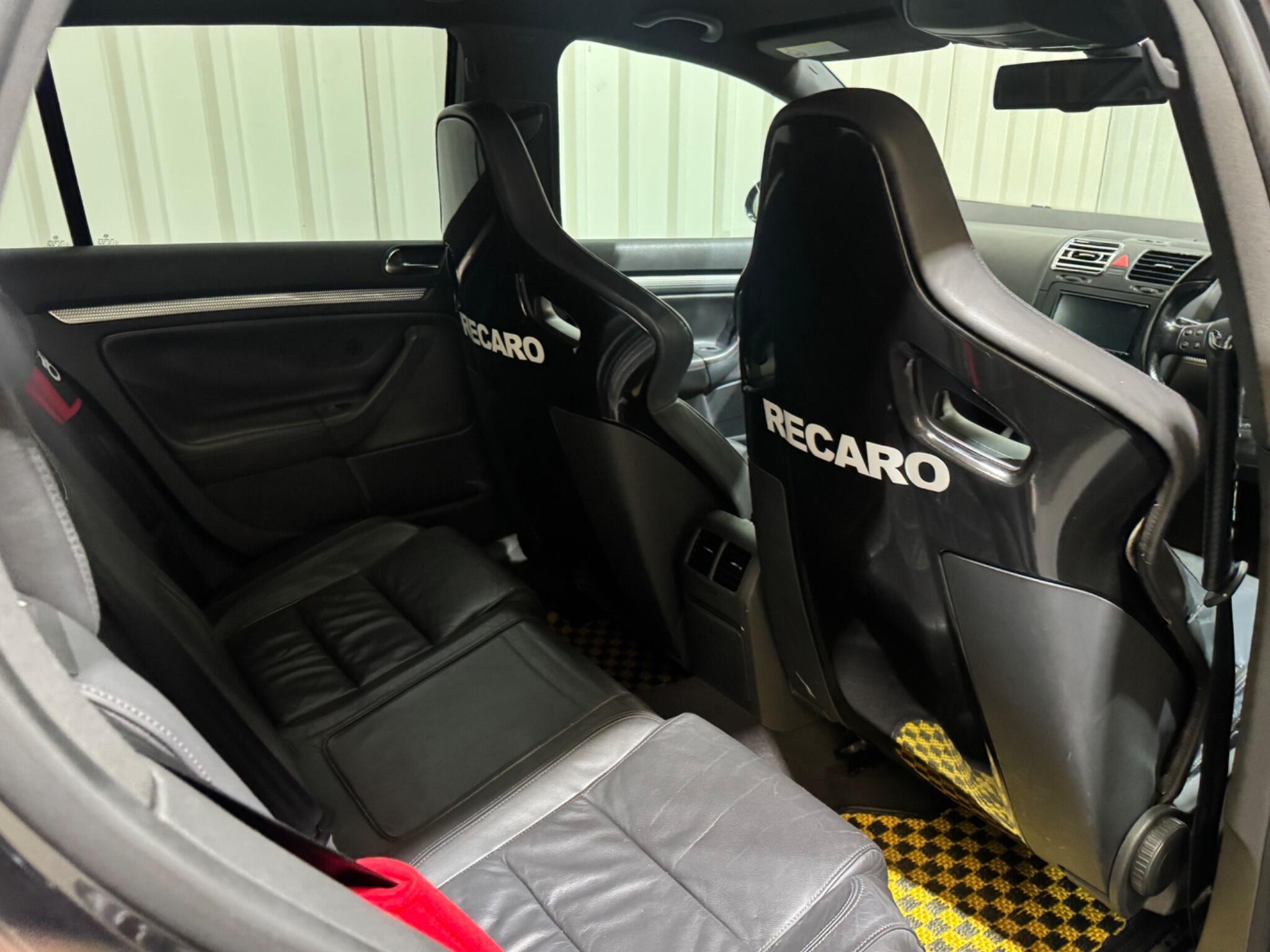 Volkswagen Golf - Image 17