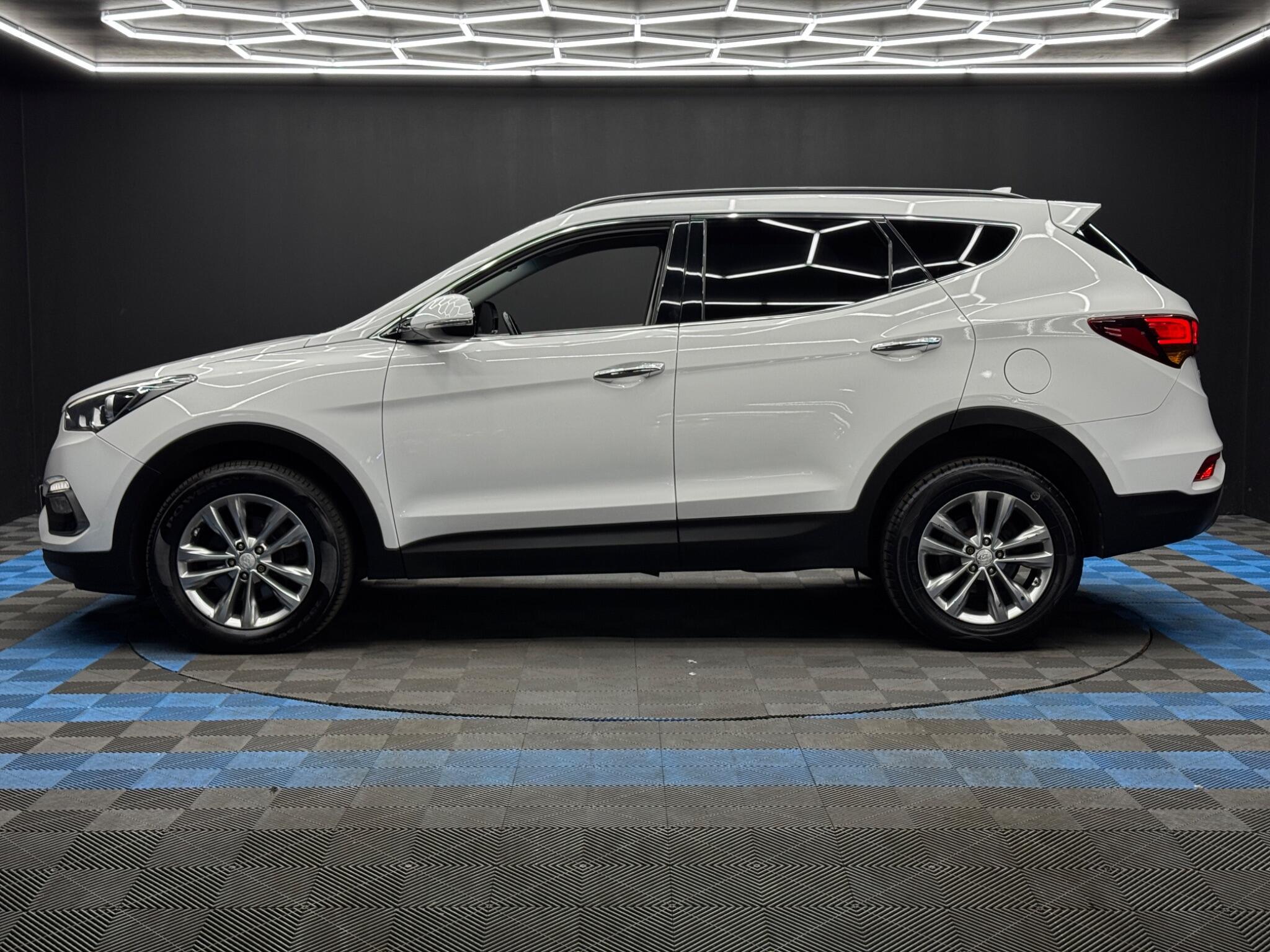 Hyundai Santa Fe - Image 8