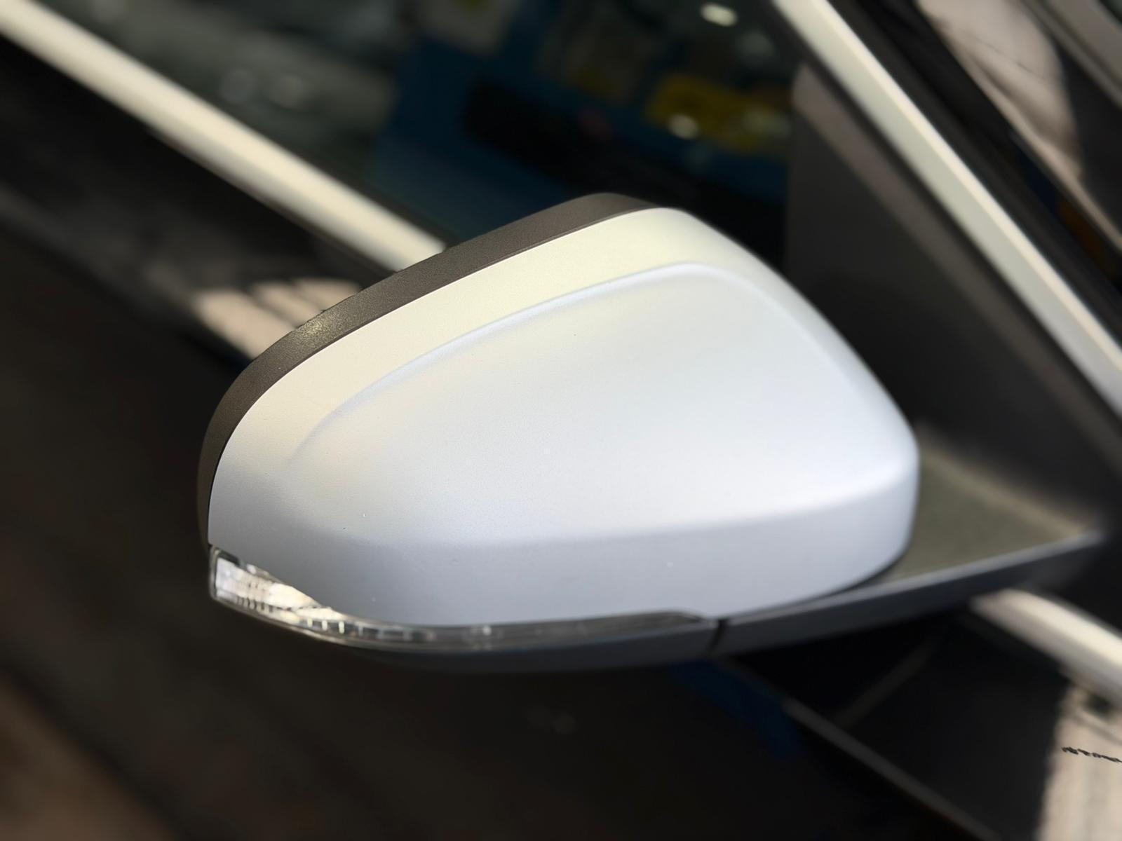 Volvo V40 - Image 37