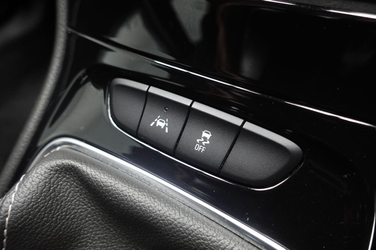 Vauxhall Astra - Image 25