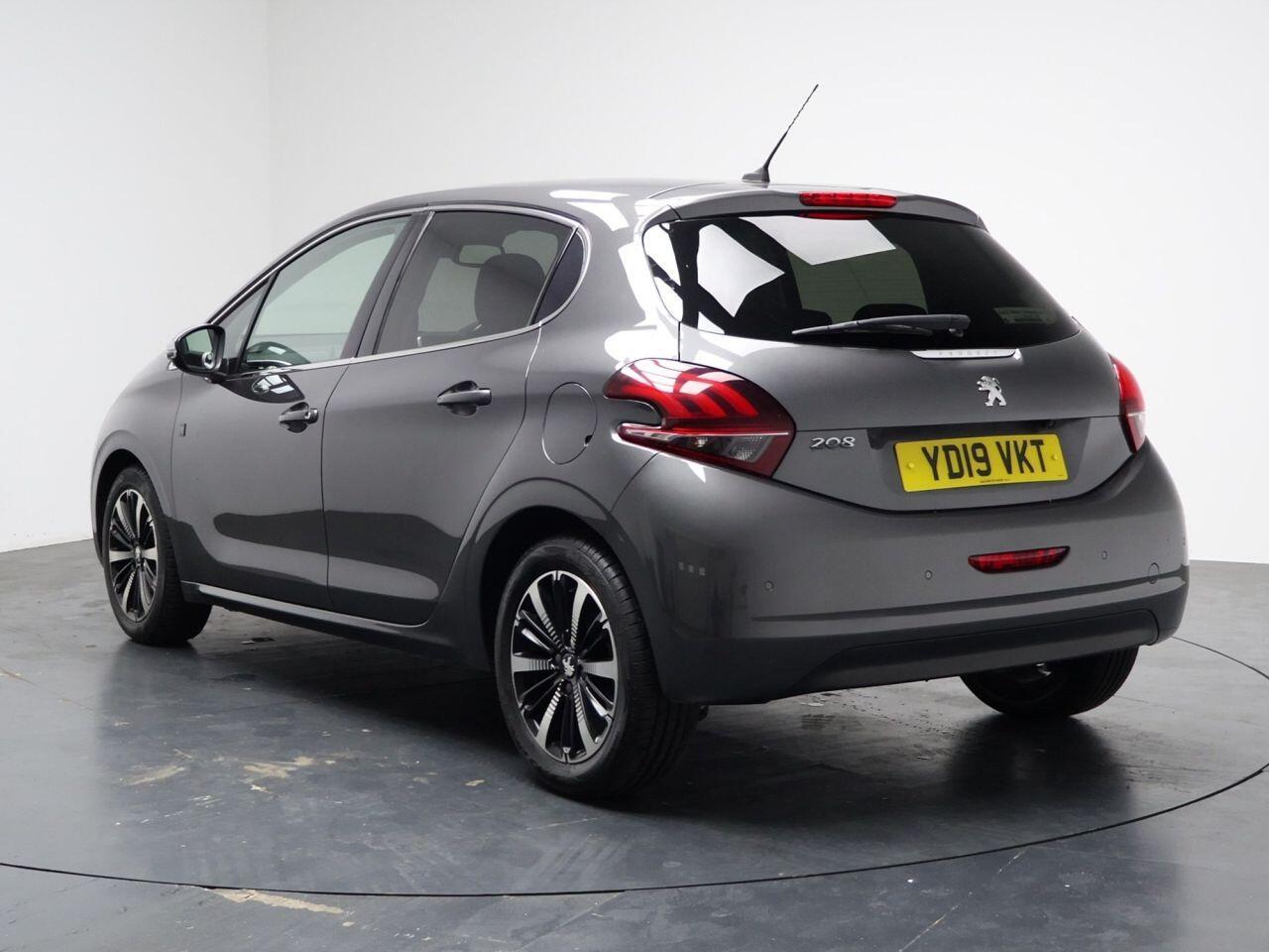 Peugeot 208 - Image 9