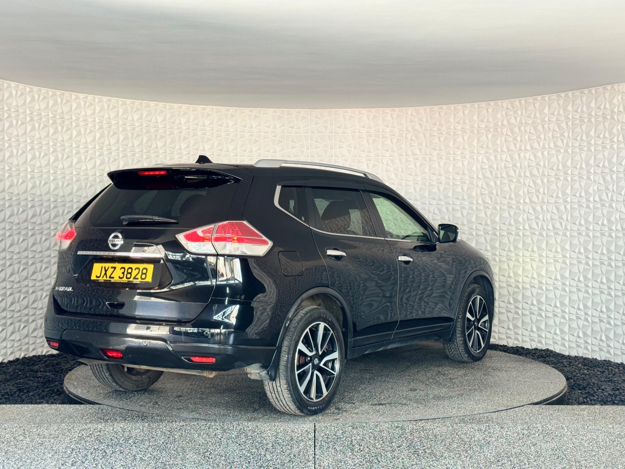 Nissan X-Trail - Image 12