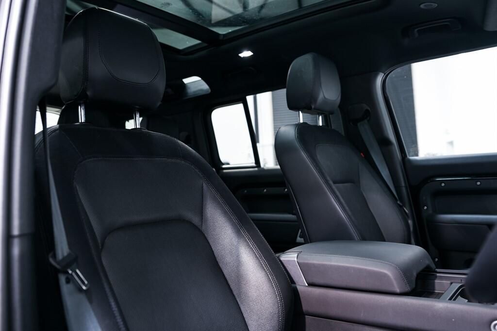 Land Rover Defender 110 - Image 11