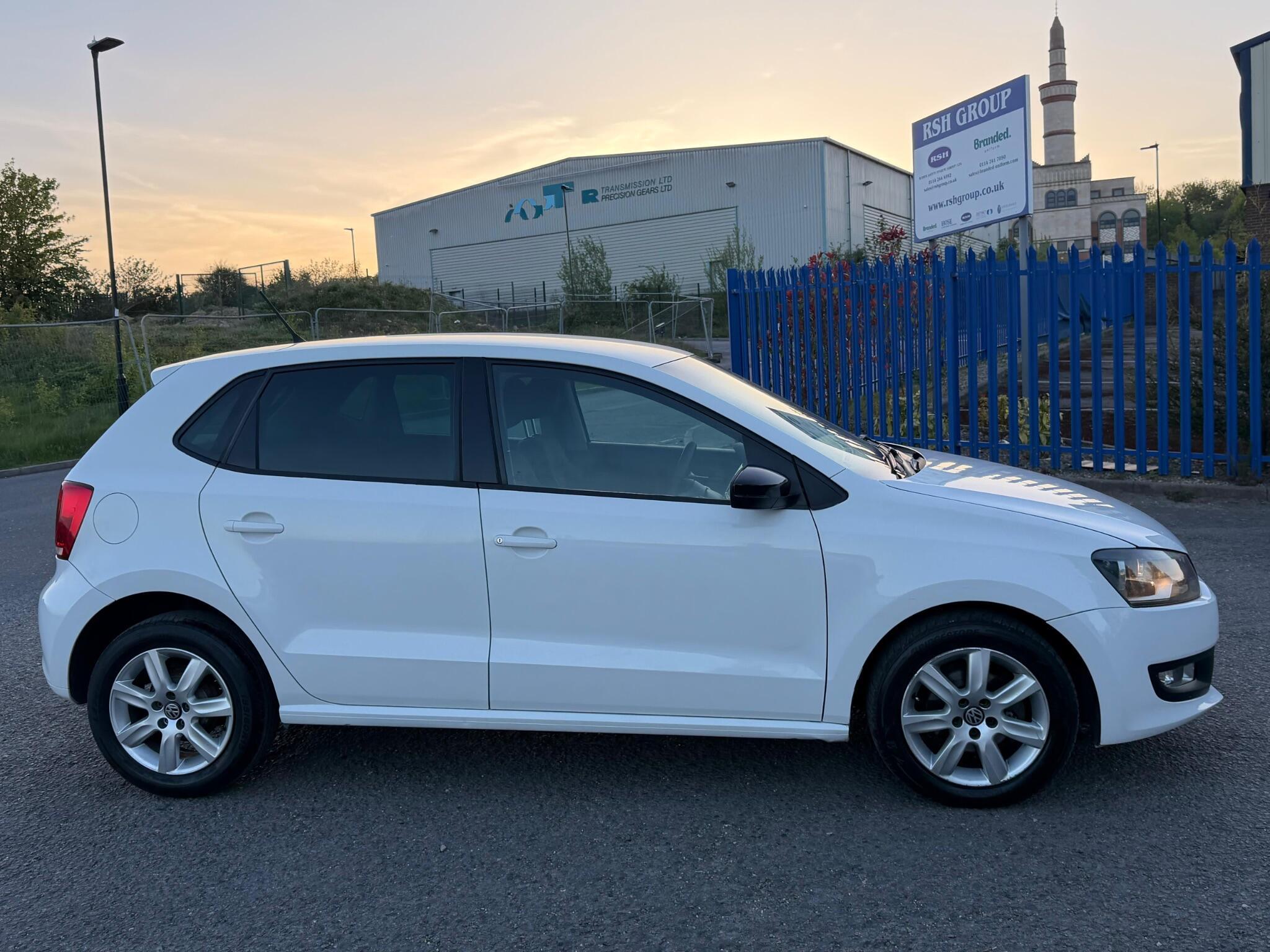 Volkswagen Polo - Image 13