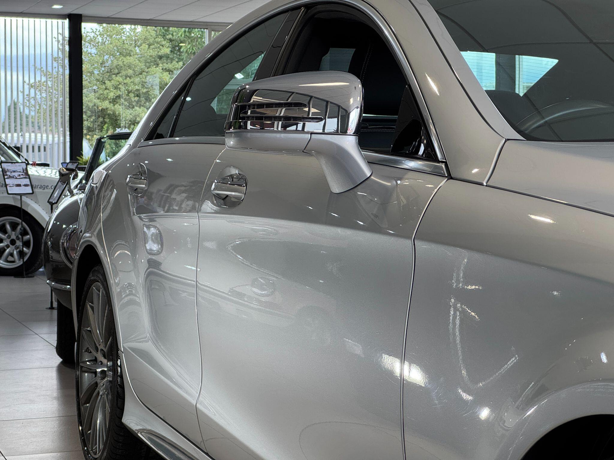 Mercedes CLS - Image 5