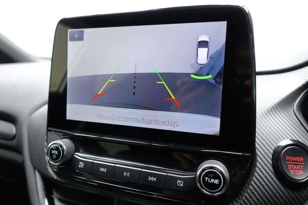 Ford Fiesta - Image 23