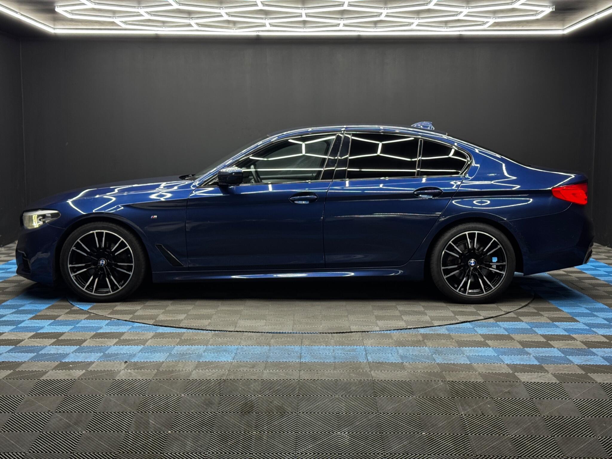 BMW 5 Series - Image 8