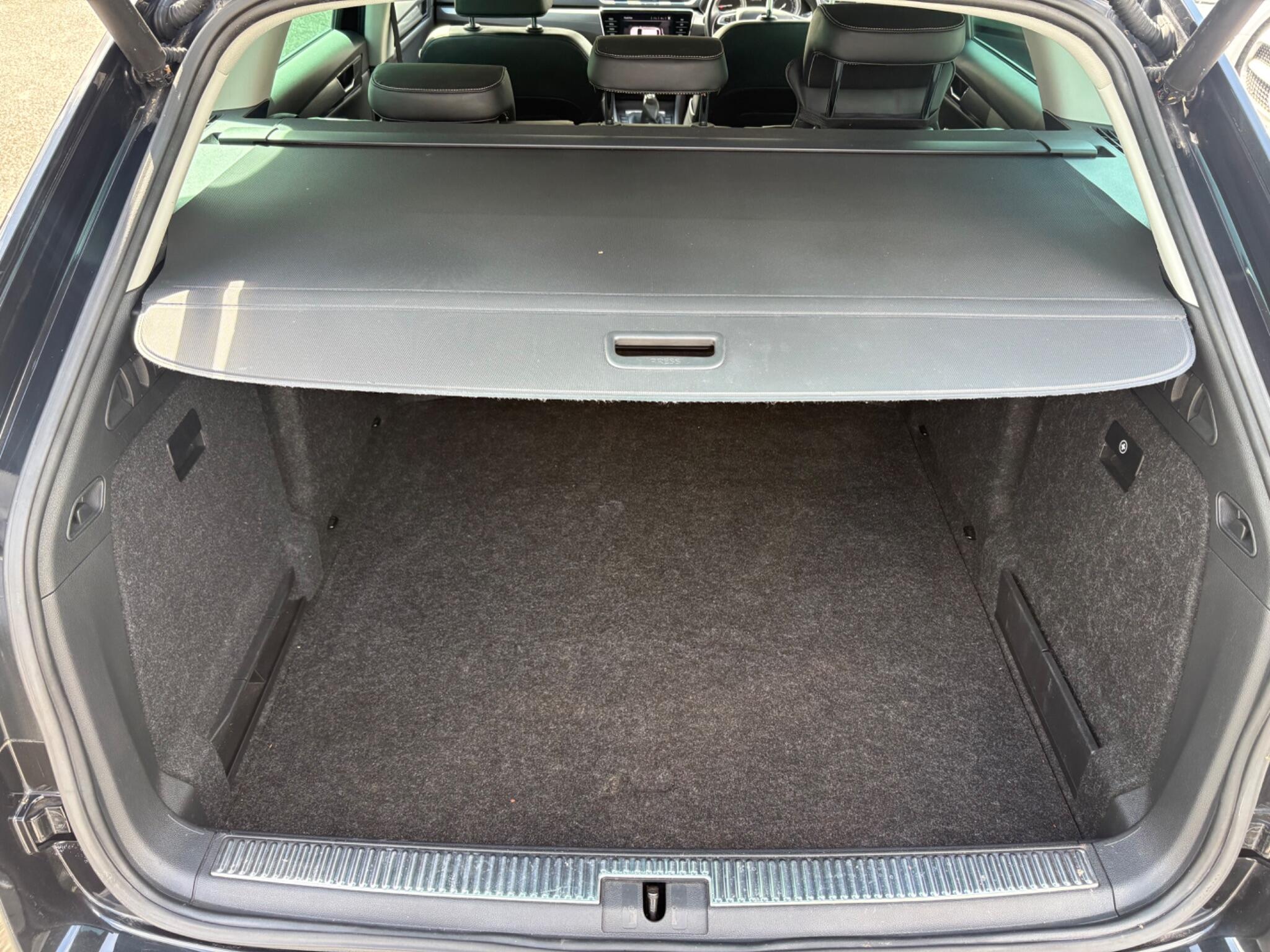 Skoda Superb - Image 26