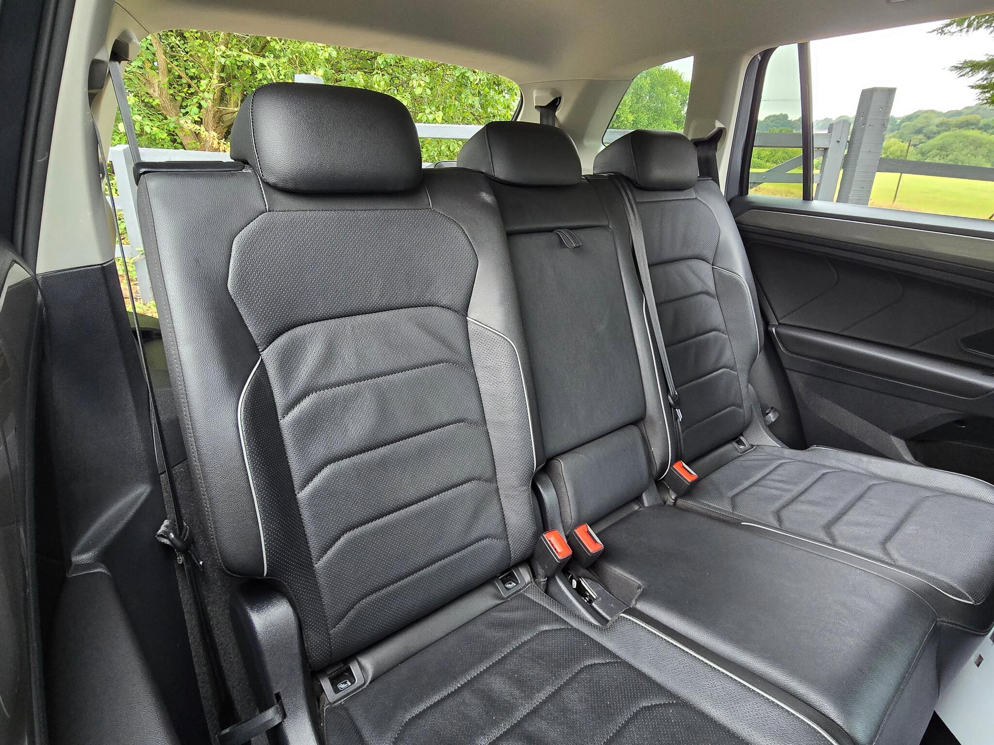 Volkswagen Tiguan Allspace - Image 13