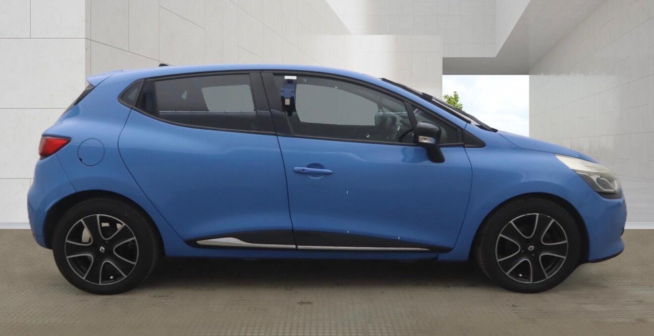 Renault Clio - Image 5